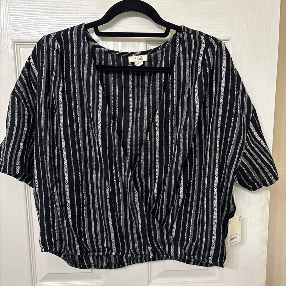2 For $18 Sale ~a.n.a Black and White Patterned Top